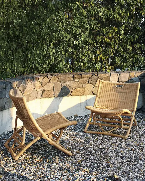 Luxurious Outdoor Lounge Chairs for Elegant Patios and Poolside Bliss