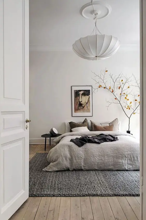 Transform Your Bedroom with Elegant Lighting Ideas - Find Your Style!