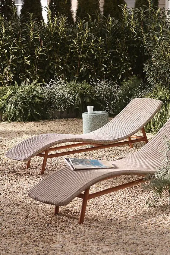 Luxurious Outdoor Lounge Chairs for Elegant Patios and Poolside Bliss