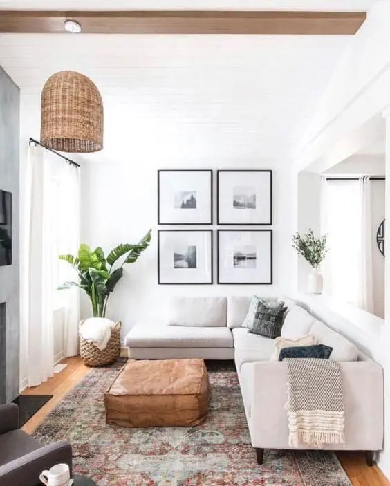 Maximize Your Space with Chic Small Living Room Layouts