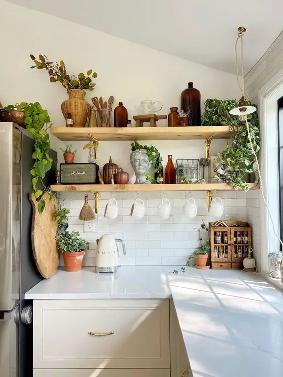 Transform Your Space with Chic Kitchen Shelves – Styling & Decor Tips