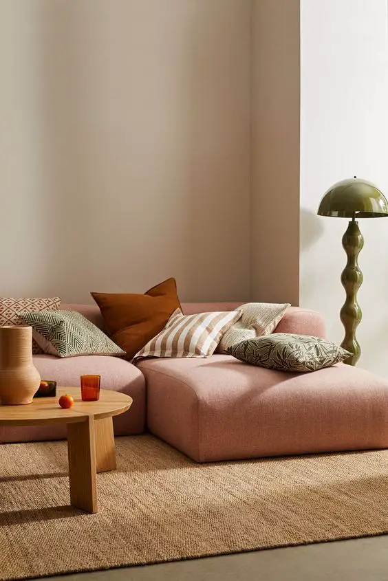 Chic Living Room Furniture Ideas: Cozy, Modern & Bohemian Designs