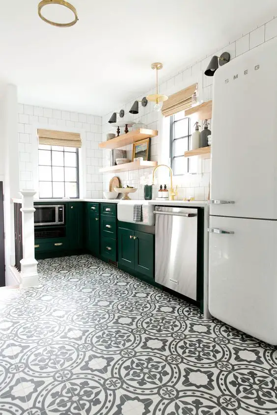 Explore Top Kitchen Flooring Ideas – From Tile to Vinyl Trends | Home Design