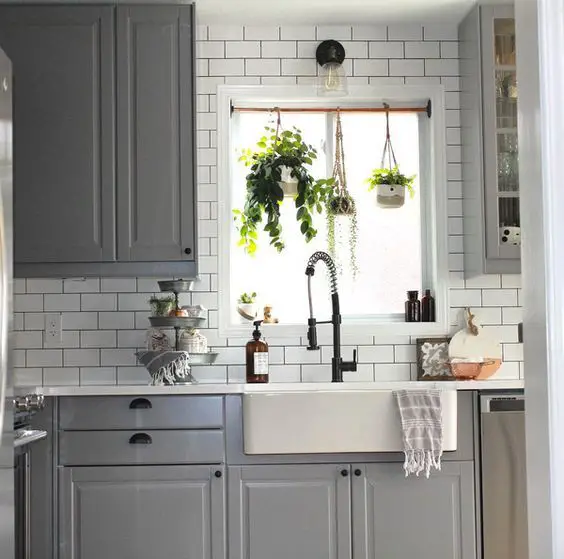 Brighten Your Kitchen: 18 Trendy Window Ideas for a Stylish Space