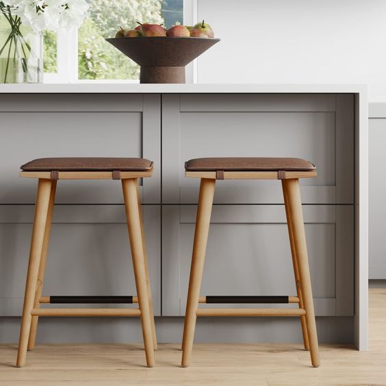 Stylish Kitchen Stools for Island - Find the Perfect Match for Your Home