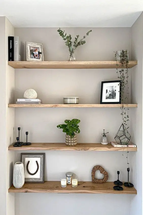 Innovative Bedroom Shelves Ideas for Trendsetting Decor