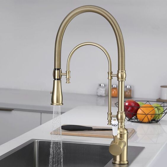 Discover Kitchen Faucet Elegance: Trends & Designs for 2024 – plixro.com