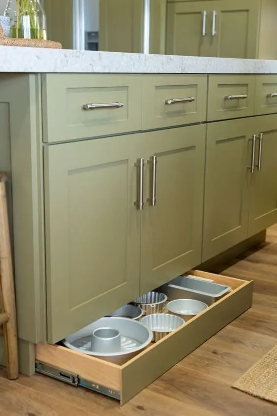 Innovative Kitchen Storage Ideas for Chic and Organized Spaces - Maximize Your Kitchen