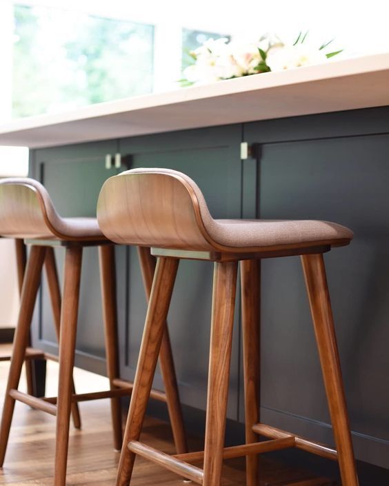 Stylish Kitchen Stools for Island - Find the Perfect Match for Your Home