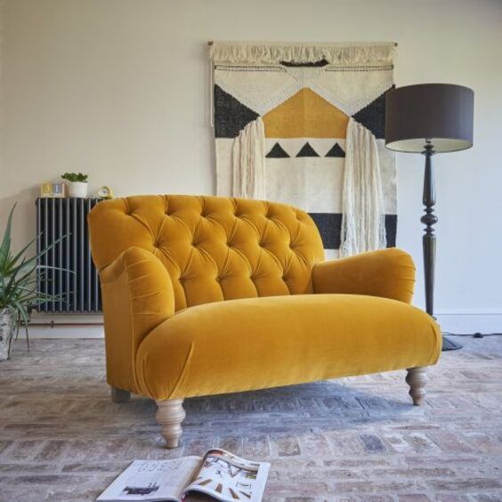 Chic Vintage Loveseats: Timeless Elegance for Modern Homes