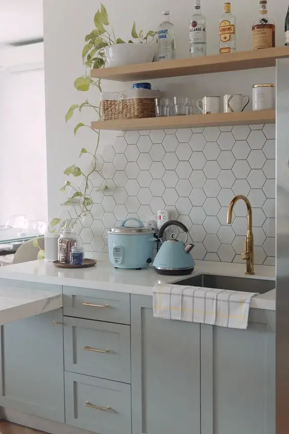 Transform Your Kitchen with Trendy Backsplashes – Ideas & Inspiration for 2024