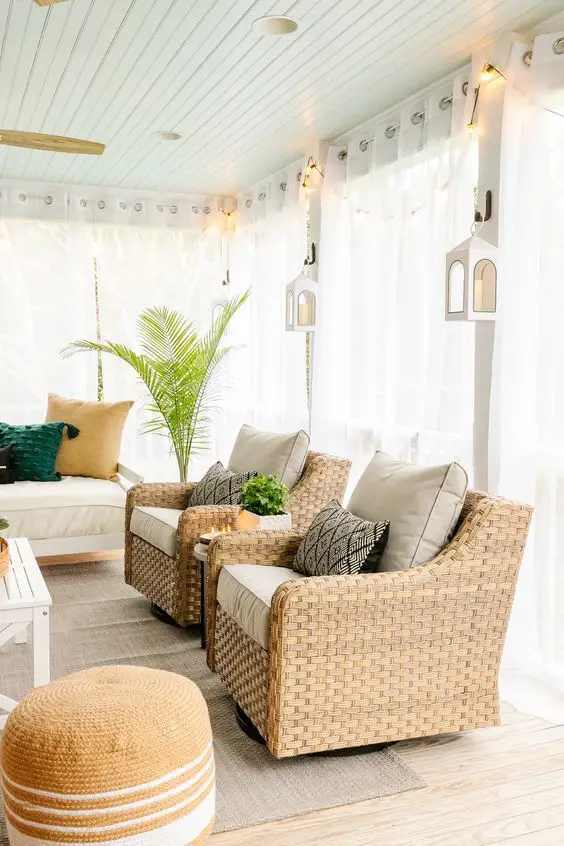 Chic Porch Loveseat Designs: Inspire Outdoor Relaxation