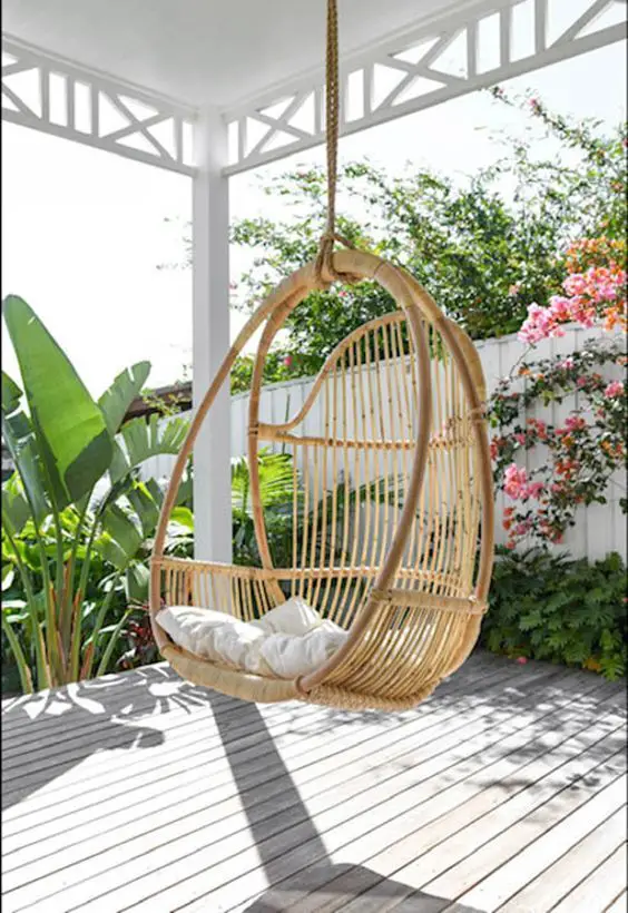Egg Chair Outdoor Elegance: Top Styles for Chic Patio Decor