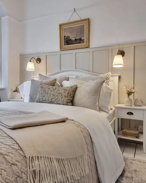 Transform Your Bedroom with Elegant Lighting Ideas - Find Your Style!