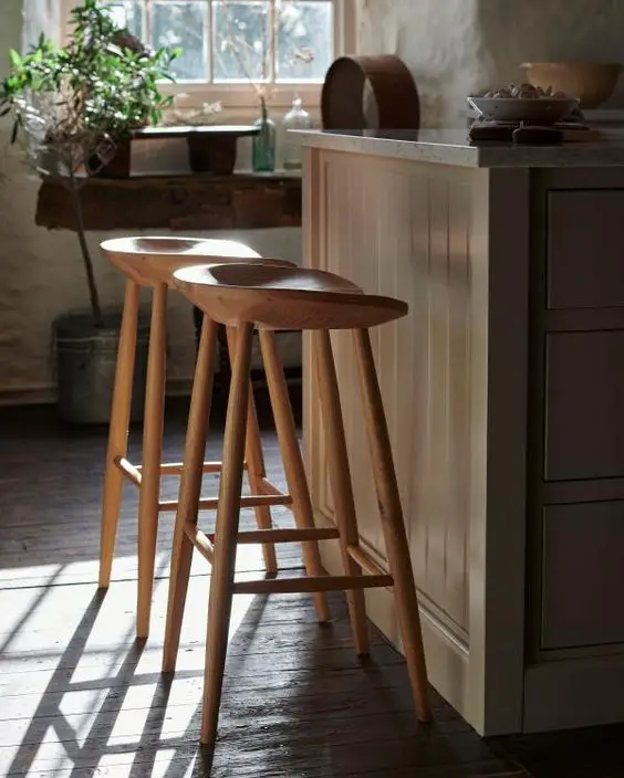 Stylish Kitchen Stools for Island - Find the Perfect Match for Your Home