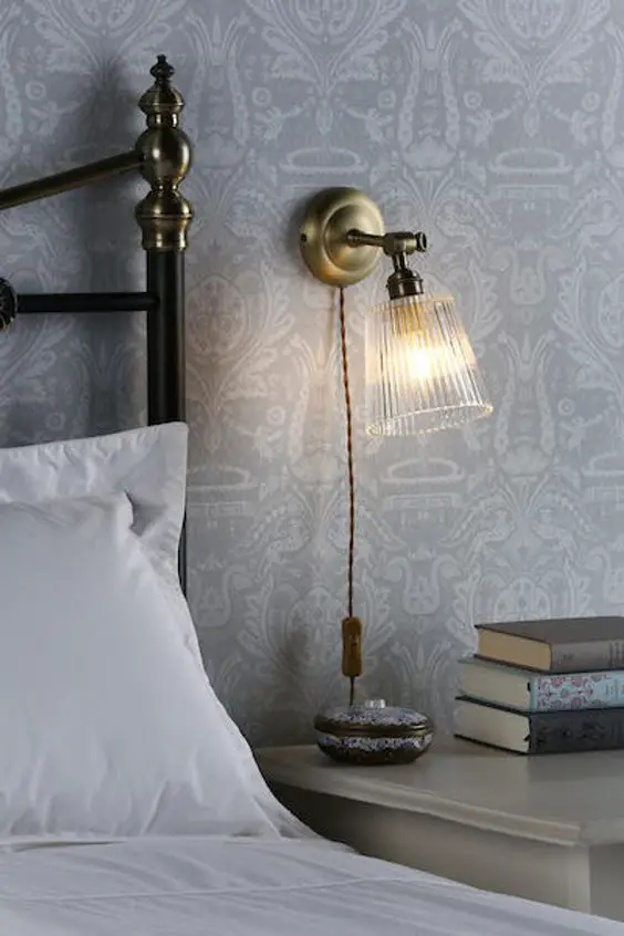 Transform Your Bedroom with Elegant Lighting Ideas - Find Your Style!
