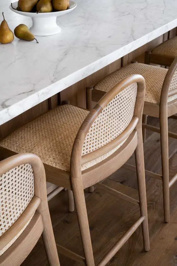 Stylish Kitchen Stools for Island - Find the Perfect Match for Your Home