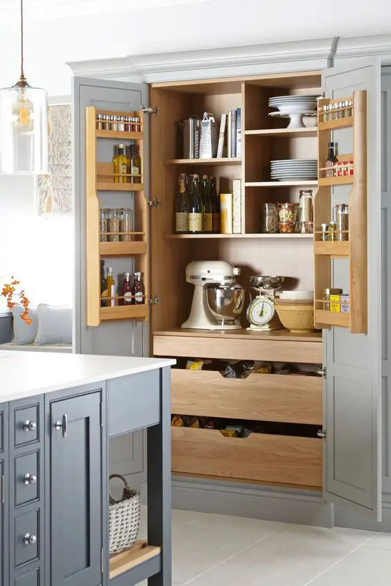 Innovative Kitchen Storage Ideas for Chic and Organized Spaces - Maximize Your Kitchen