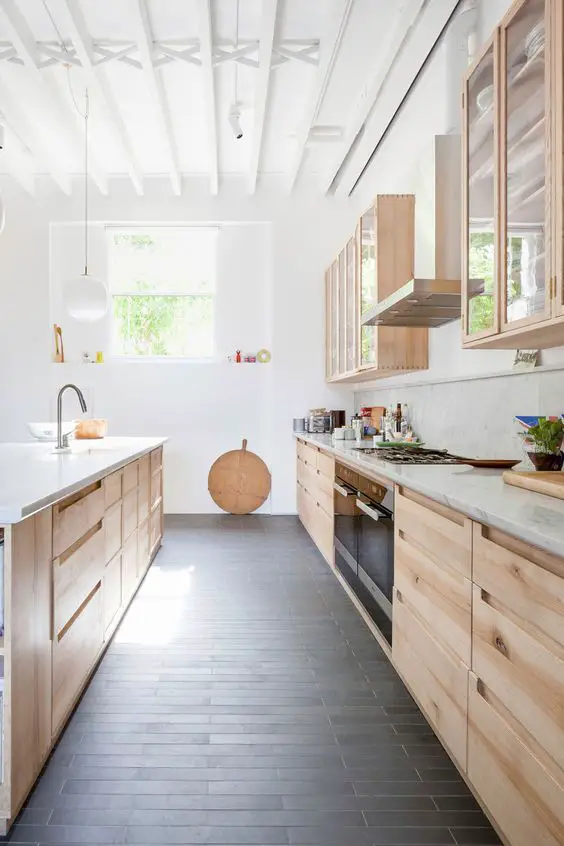 Explore Top Kitchen Flooring Ideas – From Tile to Vinyl Trends | Home Design