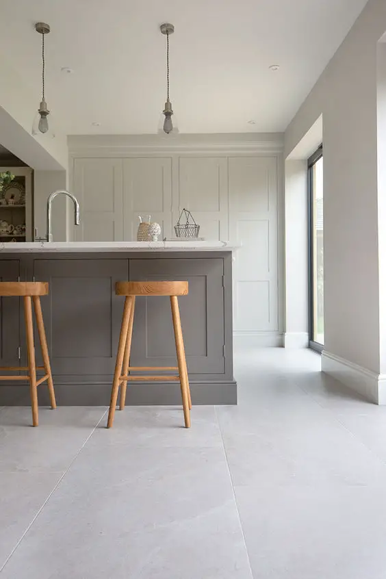 Explore Top Kitchen Flooring Ideas – From Tile to Vinyl Trends | Home Design
