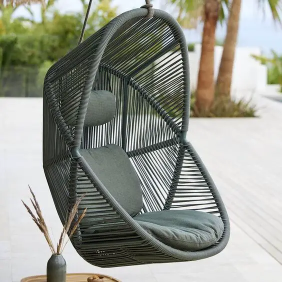 Elevate Outdoor Living with Stylish Hanging Chairs – Transform Your Patio Today