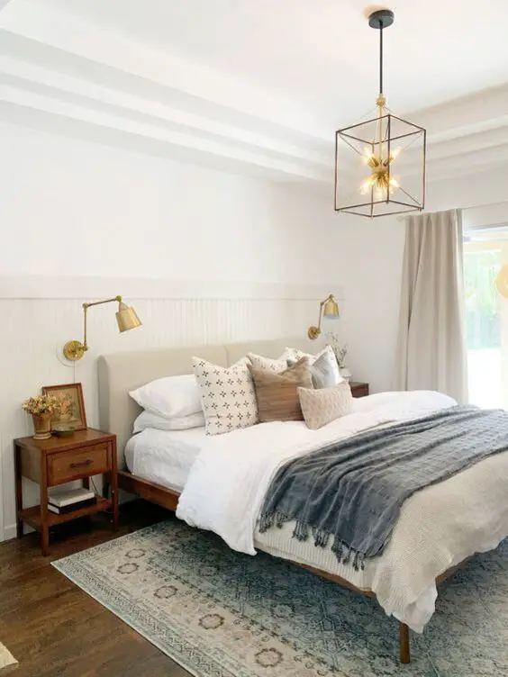 Transform Your Bedroom with Elegant Lighting Ideas - Find Your Style!