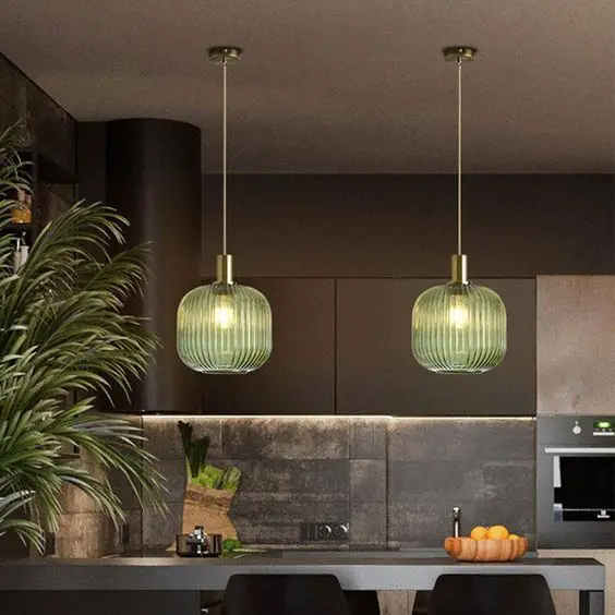 Discover 2024's Trending Kitchen Pendant Lights for Island & Table
