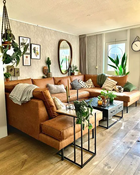 Maximize Your Space with Chic Small Living Room Layouts