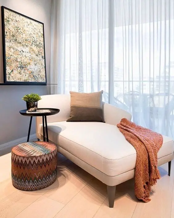 Transform Your Bedroom with Stylish Loveseats - Elegant & Cozy Design Ideas