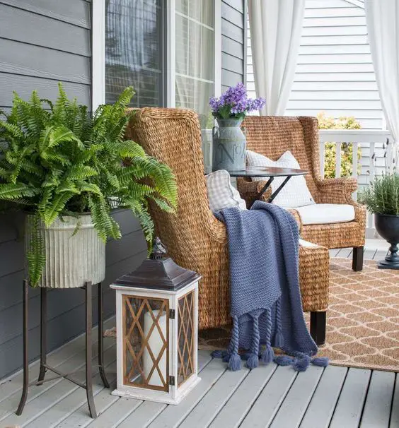 Summer Porch Decor: Fresh Ideas for Welcoming Spaces | Vibrant & Rustic