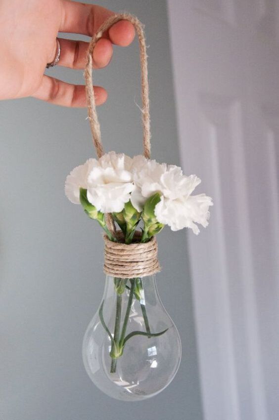 Vibrant Summer Home Decor Ideas: Fresh, DIY Floral Touches