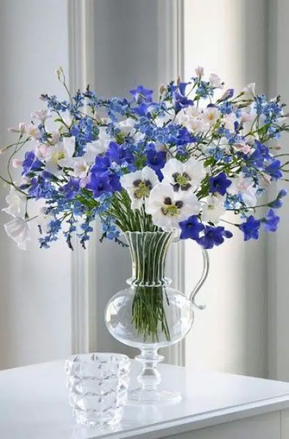 Vibrant Summer Home Decor Ideas: Fresh, DIY Floral Touches