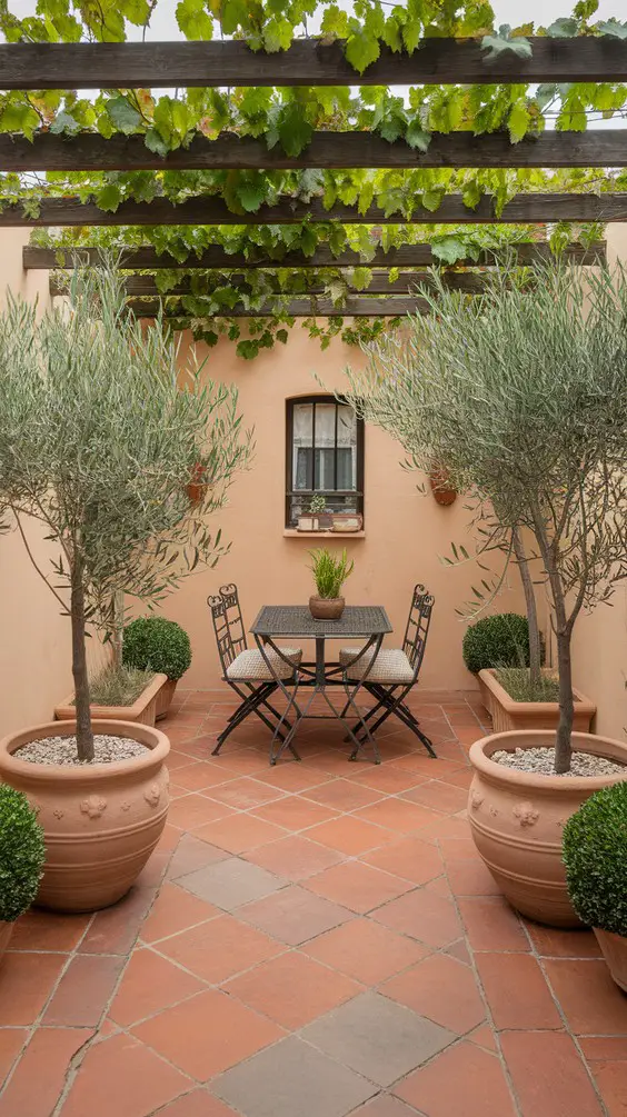 Small Garden Ideas: Create a Stylish Outdoor Retreat