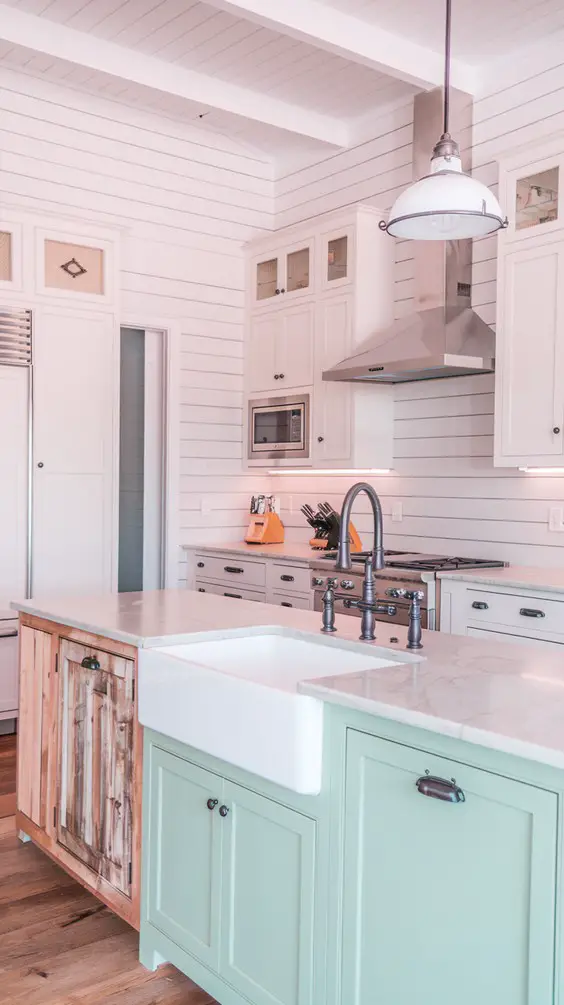 Kitchen Remodel Ideas 2025: Modern, Rustic & High-Tech Designs